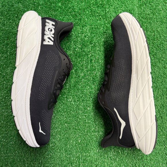 Hoka One Arahi 7 Black White Mens Shoes 1147850-BWHT NEW Sz 10.5 - Picture 2 of 6